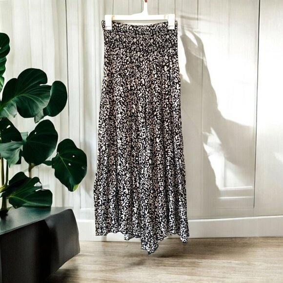 Cameo Rose palazzo Pants Elastic Smocked Waist Band Black & White Print Sz US 8 - Picture 1 of 7